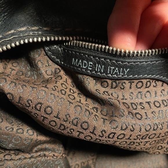 Tod’s black leather handbag - Picture 15 of 16